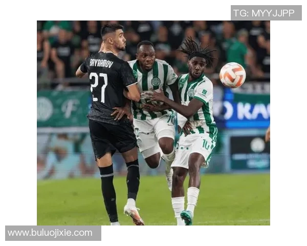 卢多戈雷与十字军的激烈对决揭示足球战术与团队精神的较量 卢多戈雷与十字军的激烈对决揭示足球战术与团队精神的较量